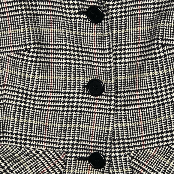 Trina Turk | Houndstooth Blazer - Picture 5 of 8